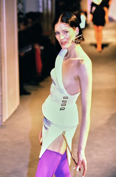 Look 24